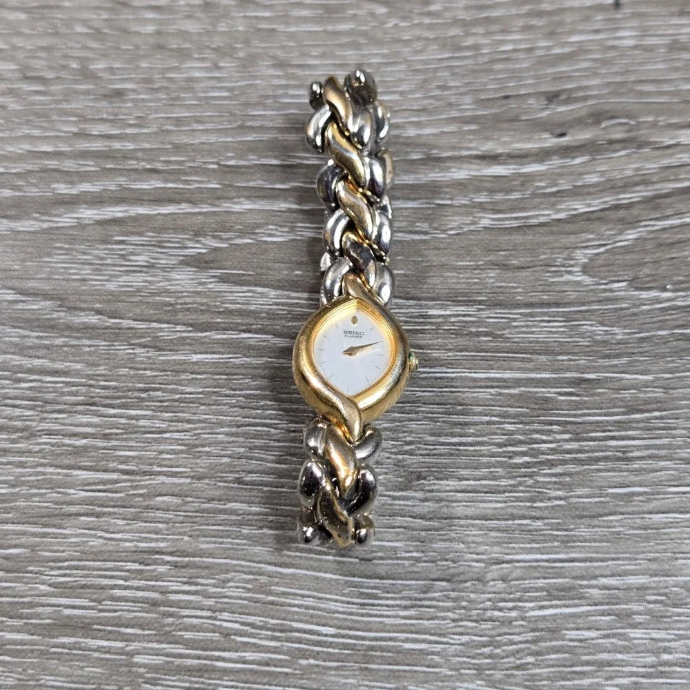 Seiko Quartz Two Tone Gold Silver Bracelet Women's Watch 1N00-6C79  5